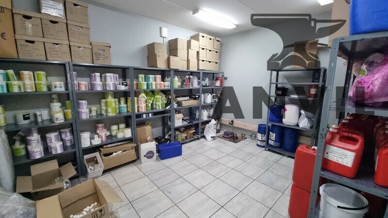 Mansal Park - Mini warehouse Unit 4 property image 3