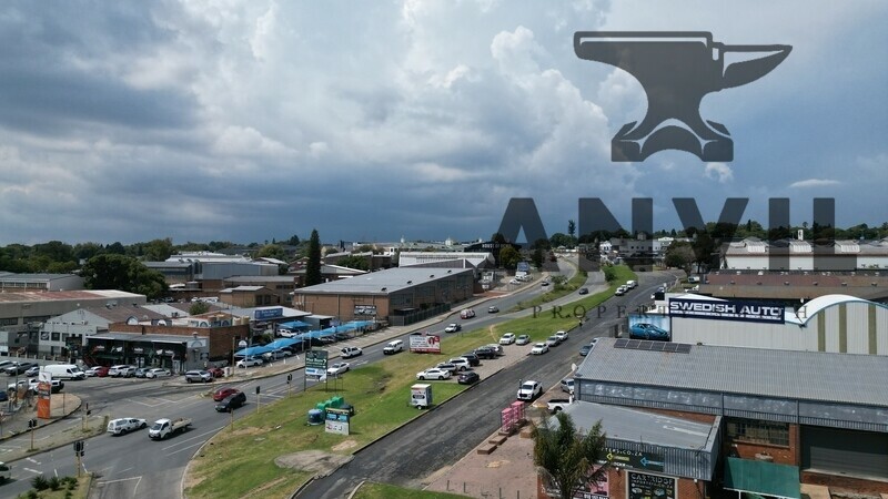 Explore industrial, warehouse and mixed-use space to let in Strijdom Park. Ideal for light industrial, distribution and owner occupiers. Speak to ANVIL Property Smith. DJI_0689.JPG