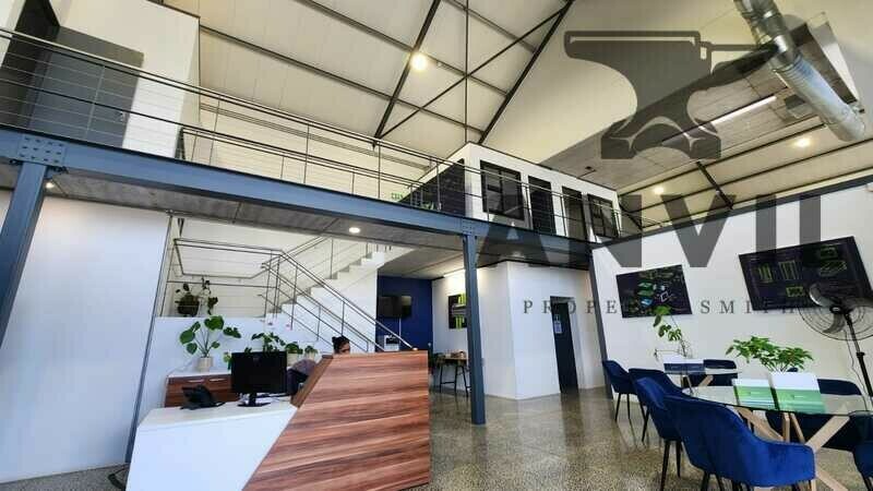 8 Tanzanite Cresent - 479m² Warehouse to Let in Stonewood Business Park, Kraaifontein property image 5