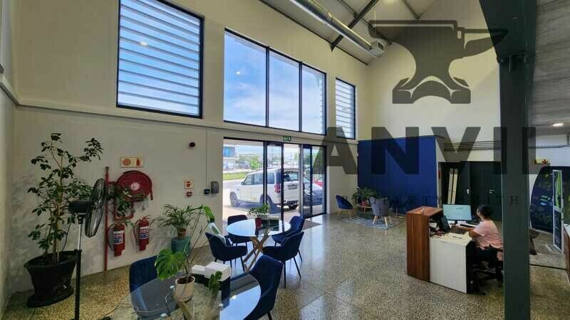8 Tanzanite Cresent - 479m² Warehouse to Let in Stonewood Business Park, Kraaifontein property image 9