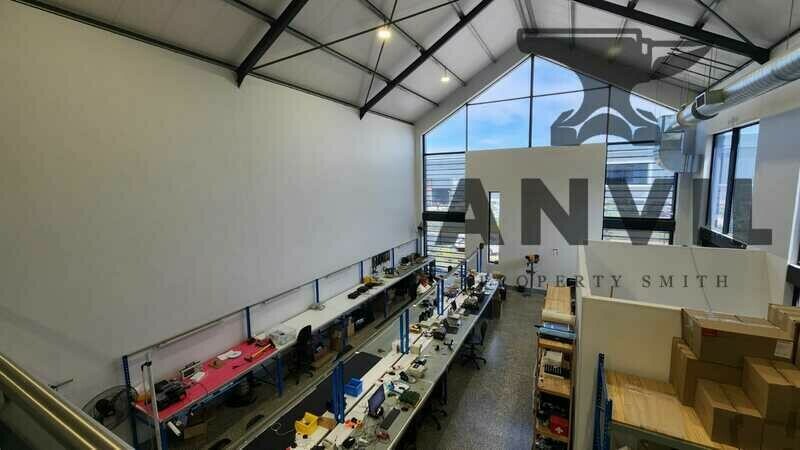 8 Tanzanite Cresent - 479m² Warehouse to Let in Stonewood Business Park, Kraaifontein property image 28