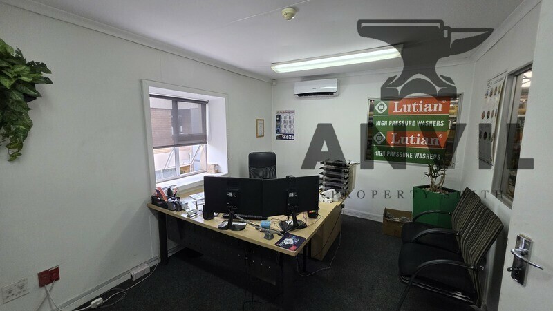 60 Malcolm Moodie Crescent Jet Park  - Enite facility property image 24