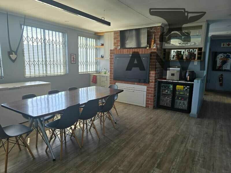 13 Spin St, Parow Industrial, Cape Town - Entire Building  property image 16