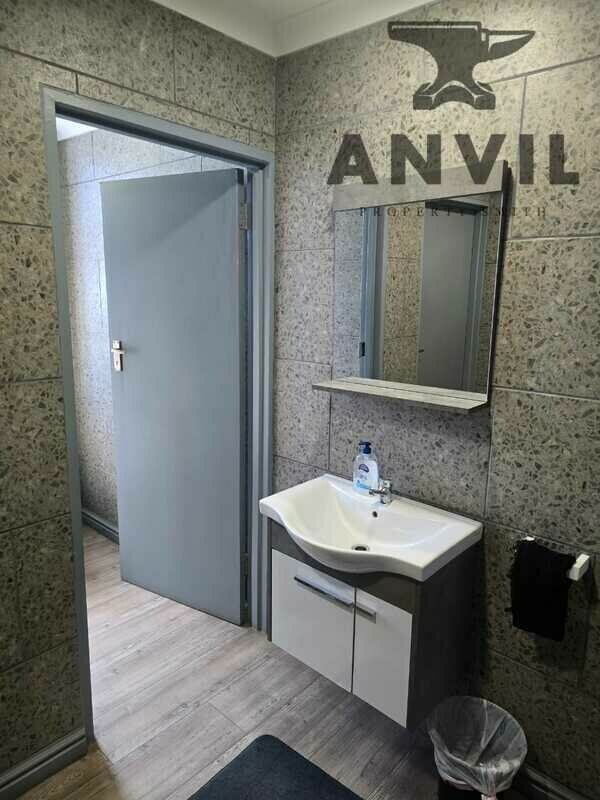 13 Spin St, Parow Industrial, Cape Town - Entire Building  property image 19