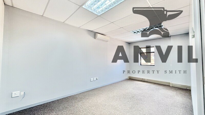 Boardwalk Office Park, Faerie Glen, Pretoria - 07/08 - FF property image 7