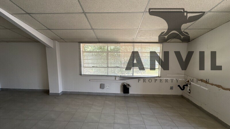 Sifon Industrial Park, Robertville, Randburg - Unit C1 property image 17