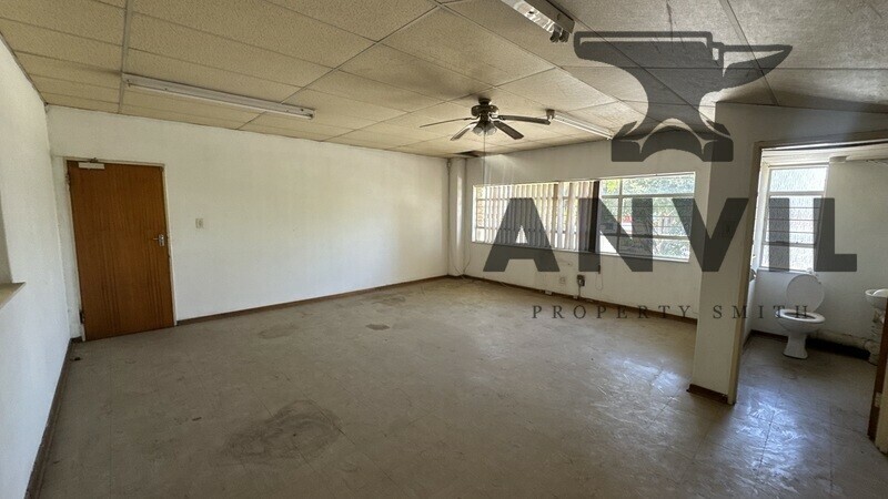 Sifon Industrial Park, Robertville, Randburg - Unit D2  property image 14