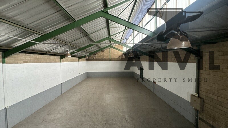 Sifon Industrial Park, Robertville, Randburg - Unit D2  property image 9