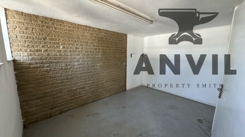 Sifon Industrial Park, Robertville, Randburg - Unit D2  property image 16