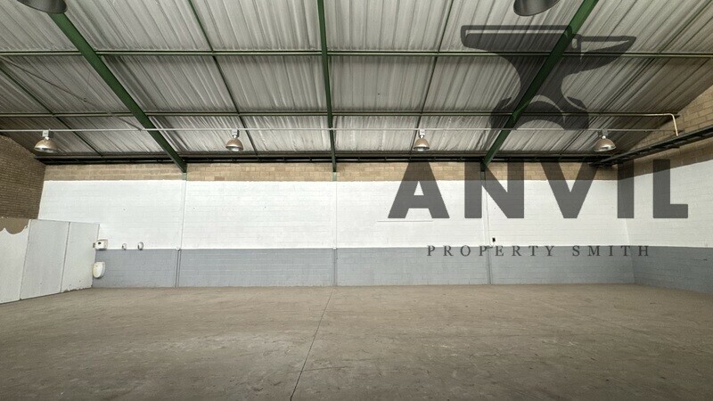 Sifon Industrial Park, Robertville, Randburg - Unit D2  property image 10