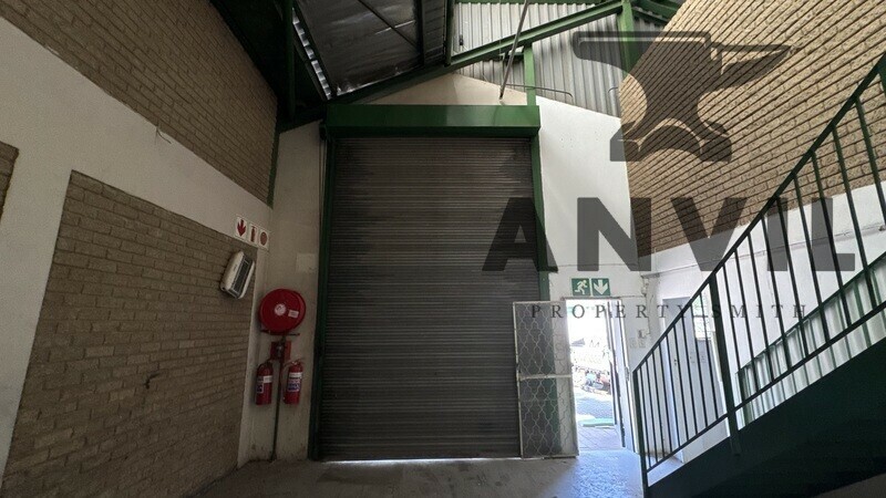 Sifon Industrial Park, Robertville, Randburg - Unit D2  property image 3