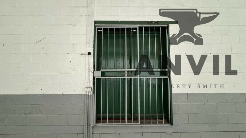 Sifon Industrial Park, Robertville, Randburg - Unit D2  property image 21