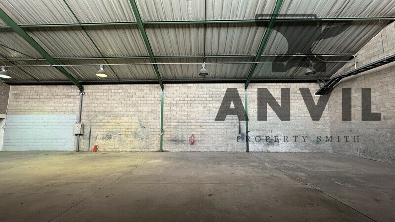 Sifon Industrial Park, Robertville, Randburg - Unit D5 property image 5