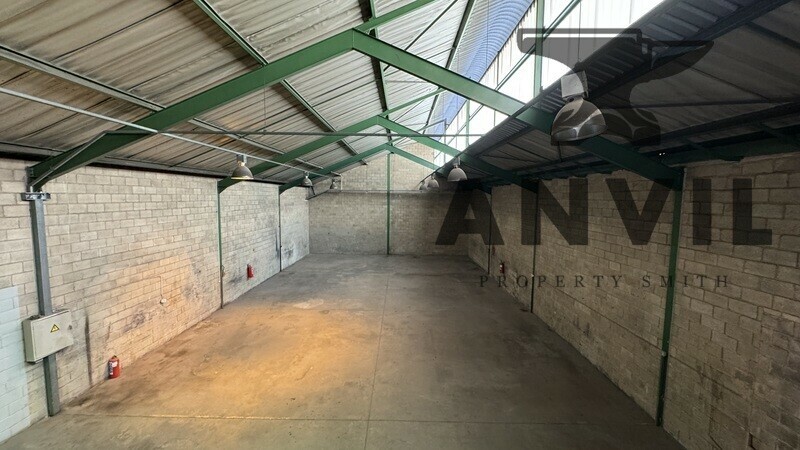 Sifon Industrial Park, Robertville, Randburg - Unit D5 property image 12