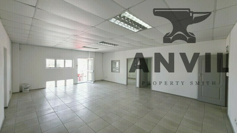 4 Pearl Street - 161m² Office Space to Let in Tamsui Industria property image 4