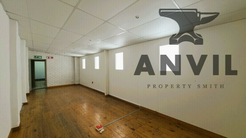 4 Pearl Street - 161m² Office Space to Let in Tamsui Industria property image 14