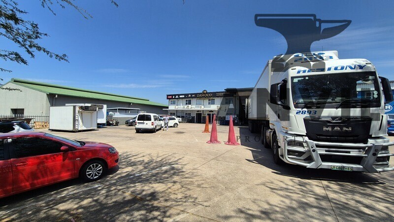 7 Travertine Cres, Briardene - Unit 3 property image 11