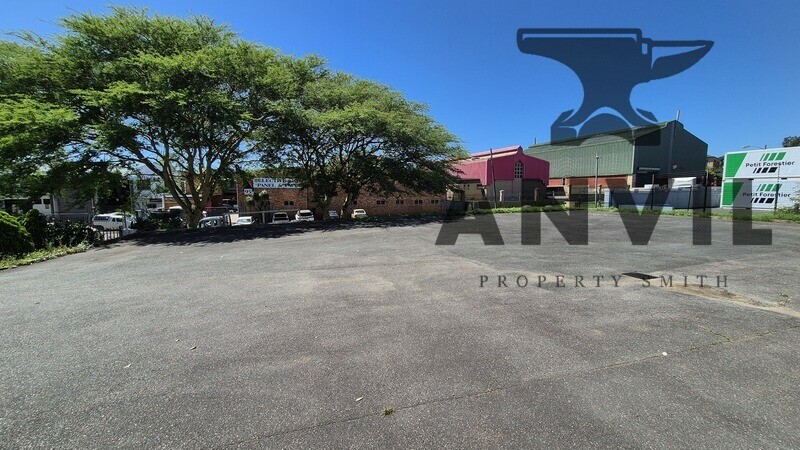 94 Marseilles Crescent - Yard space property image 23