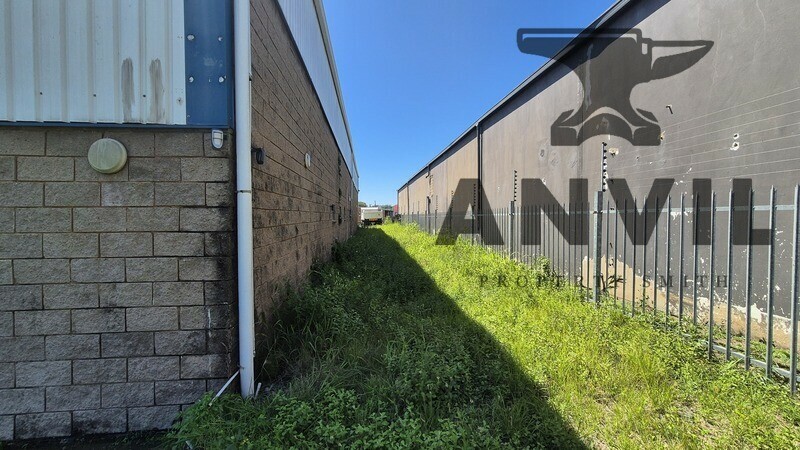 94 Marseilles Crescent - Yard space property image 9