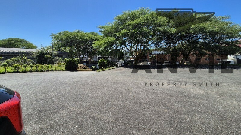 94 Marseilles Crescent - Yard space property image 15