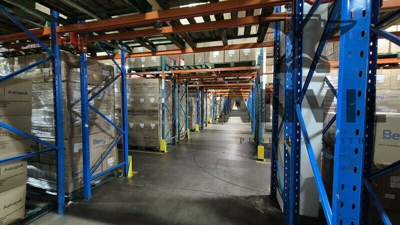 Platinum Park Marseilles Cres - Entire Premises  property image 7