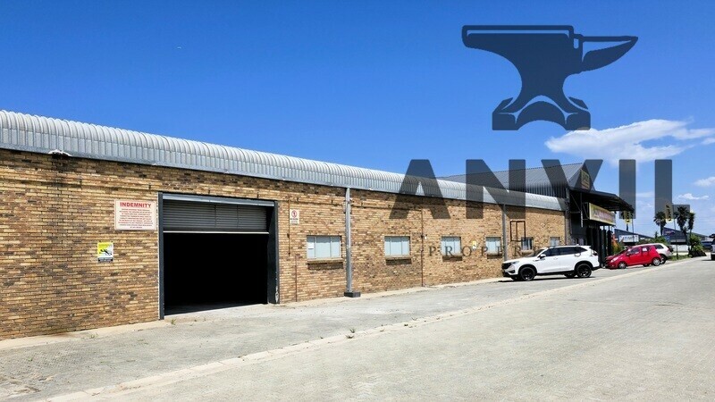 560m² Retail Warehouse To Let in Tamsui Industria, George