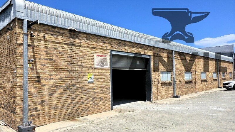 21 Saffier Crescent, Tamsui Industria, George - 560m² Retail Warehouse To Let in Tamsui Industria, George property image 2