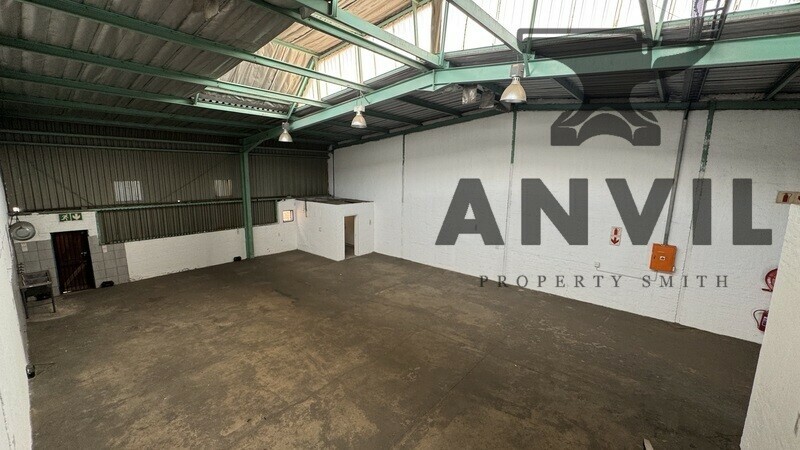 Weststar Park - Unit 13 To Let - Stormill, Weststar Park property image 2