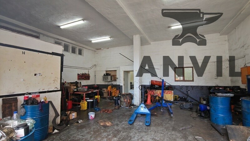 12 Nipper Road - Combined Units Purchase property image 9