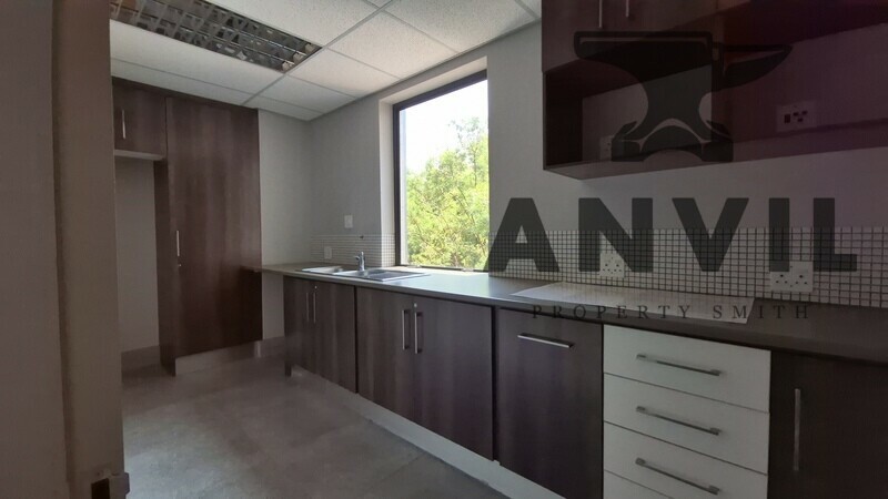 151 Katherine Street, Sandton - Block B - 1st FL 02 property image 15