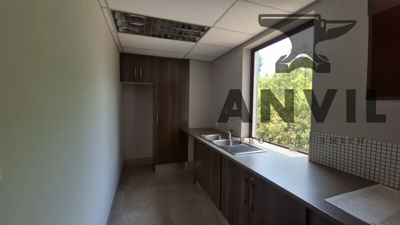 151 Katherine Street, Sandton - Block B - 1st FL 02 property image 16