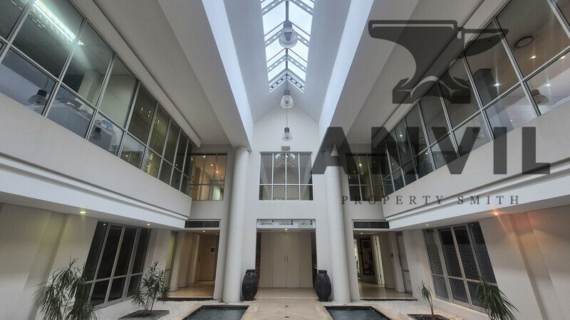 51 West Street, Houghton, Sandton - 253sqm Office to Let in Houghton Estate, M1 Highway Frontage Exposure property image 5