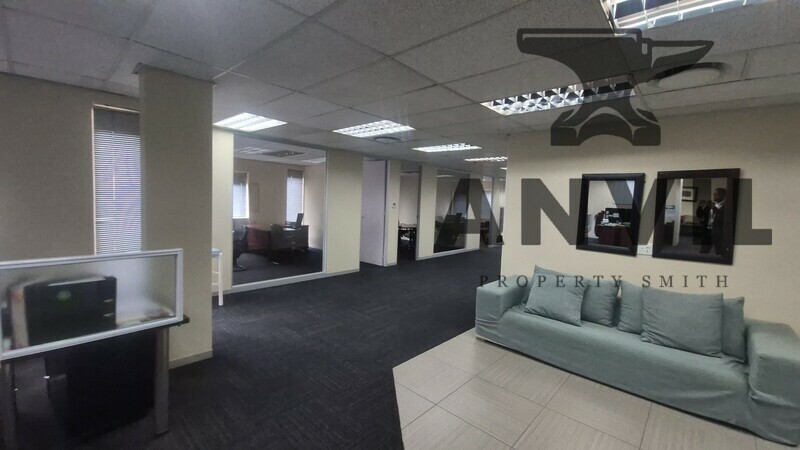51 West Street, Houghton, Sandton - 253sqm Office to Let in Houghton Estate, M1 Highway Frontage Exposure property image 18