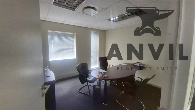 51 West Street, Houghton, Sandton - 253sqm Office to Let in Houghton Estate, M1 Highway Frontage Exposure property image 22