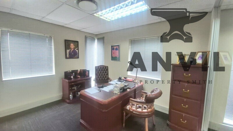 51 West Street, Houghton, Sandton - 253sqm Office to Let in Houghton Estate, M1 Highway Frontage Exposure property image 25