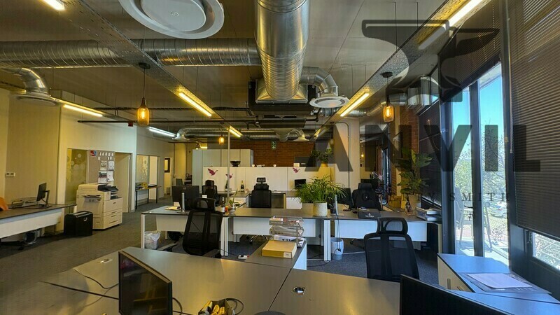 Black River Park, North Park, Observatory, Cape Town  - Ground Floor North Park Block D 324m2 property image 5