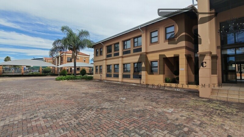 Palms Office Court - Building 4 First Floor East property image 15