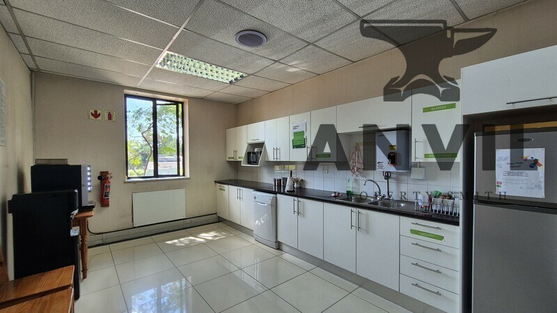 Silver Stream Business Park, Bryanston - Entire Building 2 property image 11