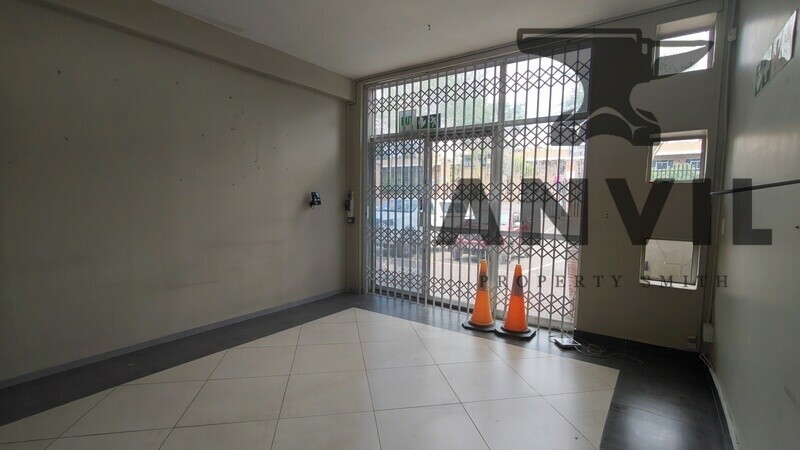 Skyview Retail Park - Unit 17 property image 6