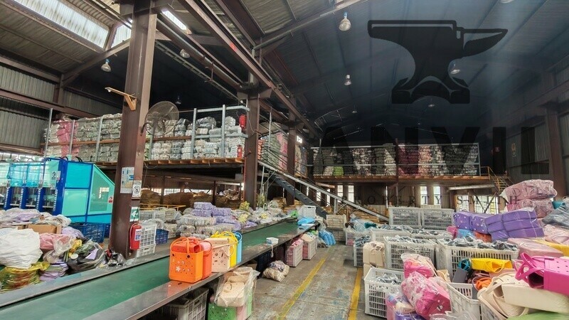 9 Molekule Street , Chloorkop - Whole Property  property image 10