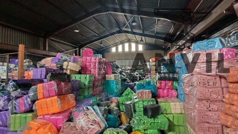 9 Molekule Street , Chloorkop - Whole Property  property image 13