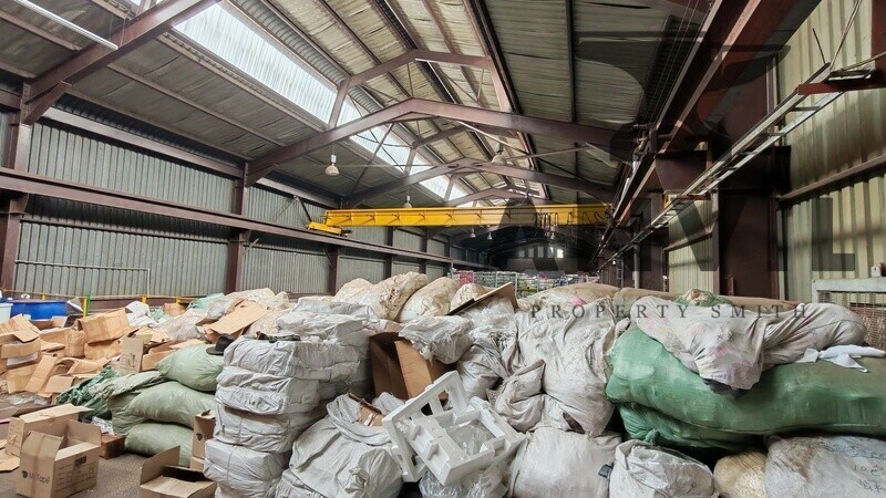 9 Molekule Street , Chloorkop - Whole Property  property image 16