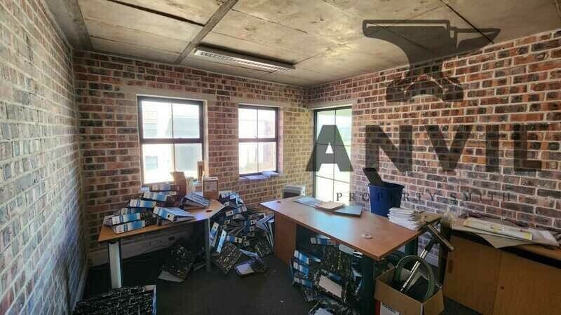 Du Ville Industrial Park - Unit 5 property image 7