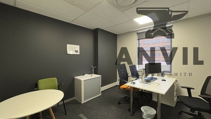 Newlands On Main, Claremont, Cape Town - Second Floor Mariendahl House ex-Mainstream  property image 7