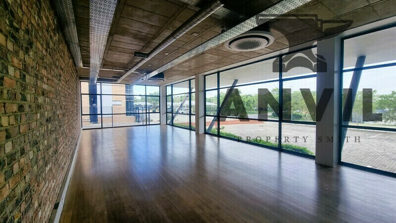 Lanseria Corporate Estate - stand 625 - Amelia Building - left half  property image 8