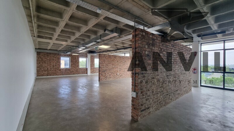 Lanseria Corporate Estate - stand 625 - Amelia Building - left half  property image 9