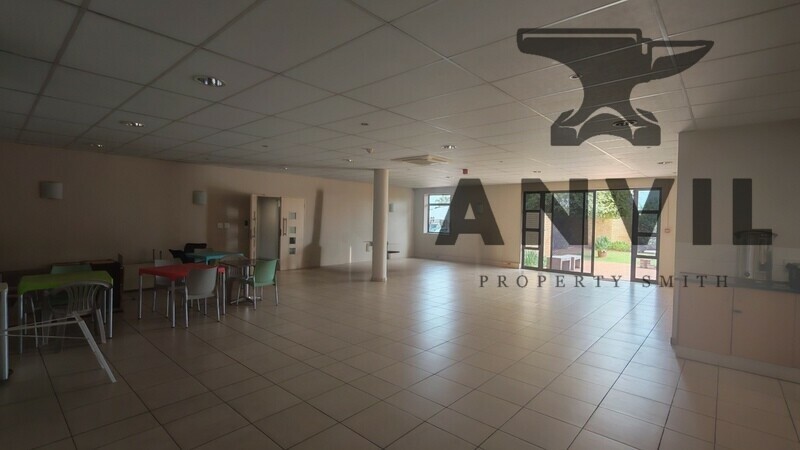 10 Milkyway Avenue, Linbro Business Park - Whole Property property image 4