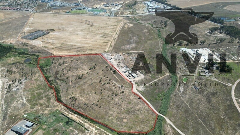 Plaas - Erf Size: ±5.7 hectares property image 6
