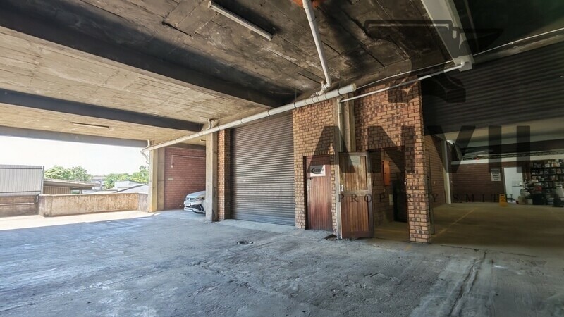 Devro Park - 223sqm for sale unit 10 property image 4