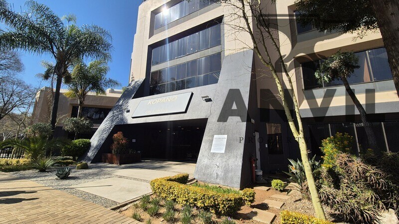 Kopano on Empire - SUITE 07 || FF - 107 property image 2